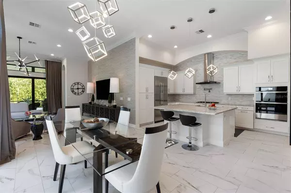 8113 VIA VITTORIA WAY, Orlando, FL 32819