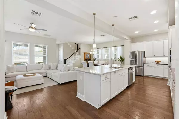 1016 HUNTSPOINT ST, Winter Garden, FL 34787