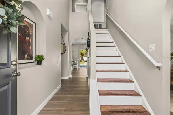 7554 LAKE ANDREA CIR, Mount Dora, FL 32757