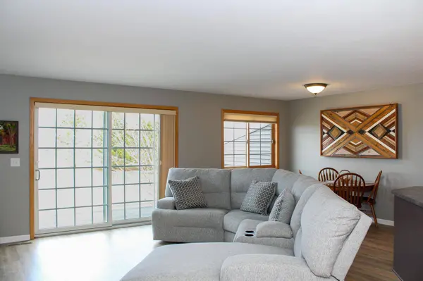 610 Shardlow LN NE, Byron, MN 55920