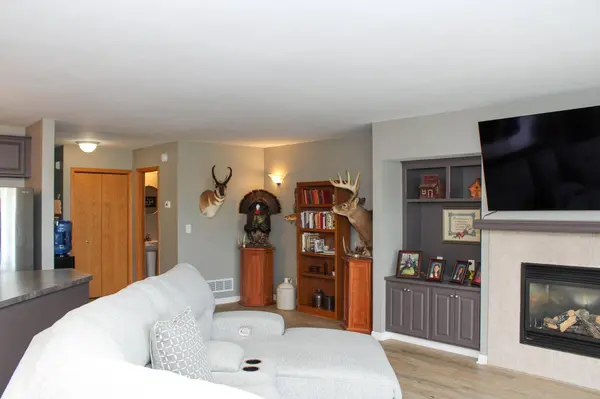 610 Shardlow LN NE, Byron, MN 55920