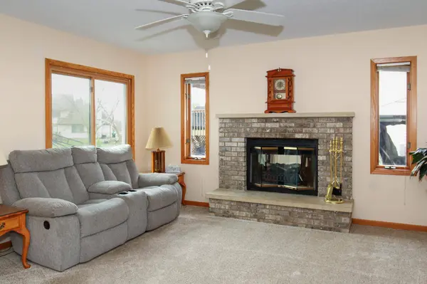 4404 57th ST NW, Rochester, MN 55901