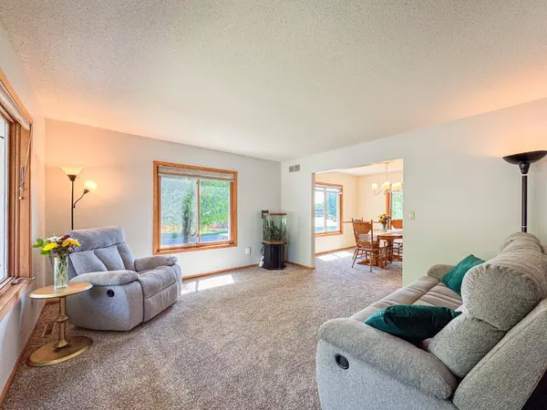 4404 57th ST NW, Rochester, MN 55901