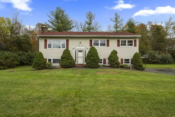 131 Pocono Road, Brookfield, CT 06804