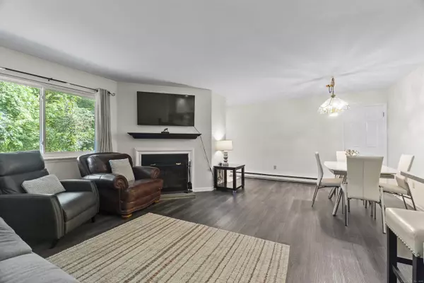 8 Rose Lane #APT 10-5, Danbury, CT 06811