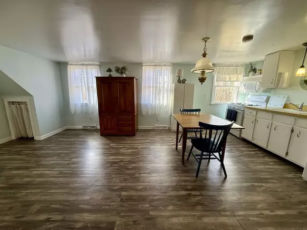 176 Pocono Road #2, Brookfield, CT 06804