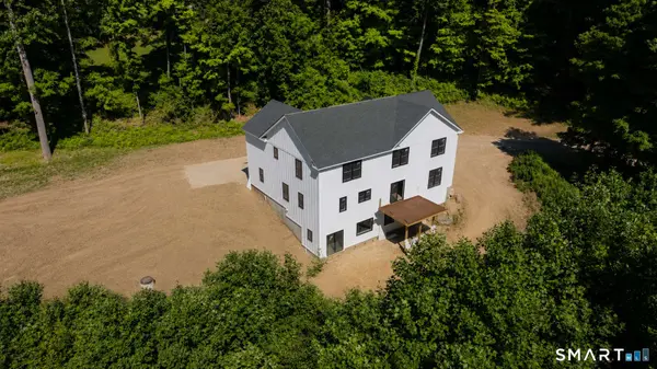 10 Juniper Drive, New Milford, CT 06776