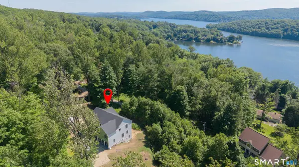 10 Juniper Drive, New Milford, CT 06776