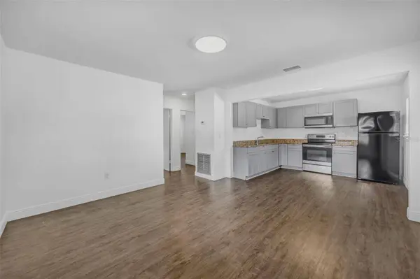 5114 N MACDILL AVE, Tampa, FL 33614