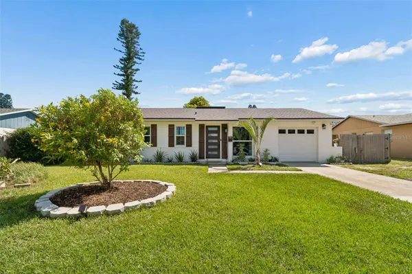4185 WHITING DR SE, St Petersburg, FL 33705