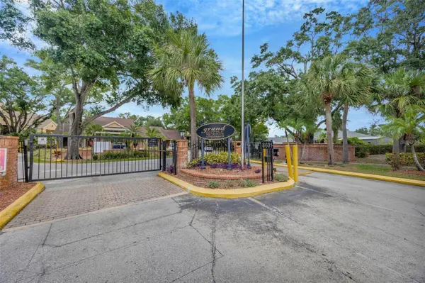 8647 MALLARD RESERVE DR #205, Tampa, FL 33614