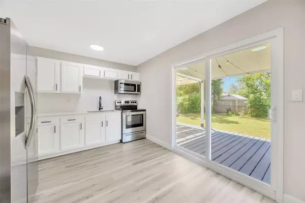 5242 45TH AVE N, St Petersburg, FL 33709