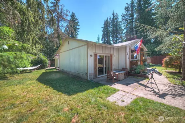 3916 Rainbow CT NW, Bremerton, WA 98312