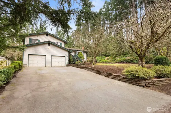 849 NW Pioneer Hill RD, Poulsbo, WA 98370