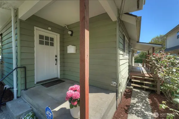 1112 N Cambrian AVE, Bremerton, WA 98312