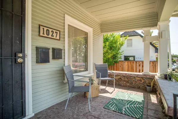 1027 Yale ST, Sacramento, CA 95818