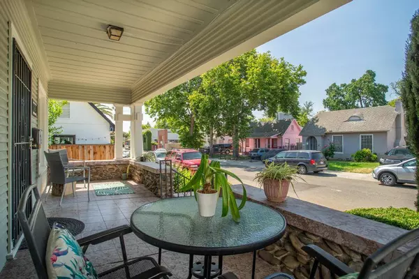 1027 Yale ST, Sacramento, CA 95818