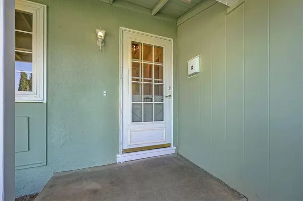 2379 McGregor, Rancho Cordova, CA 95670