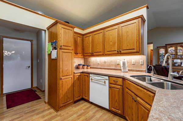 5551 Nancy LN NW, Rochester, MN 55901