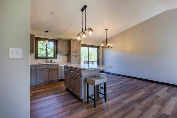 5897 Woodrose CT SE, Rochester, MN 55904