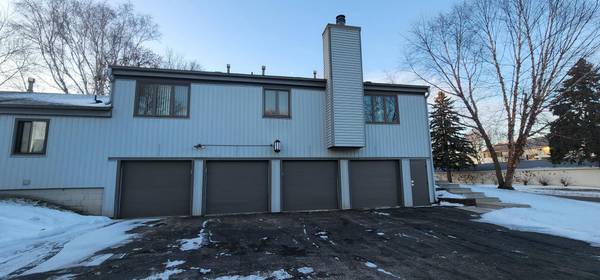 2004 26th AVE NW, Rochester, MN 55901