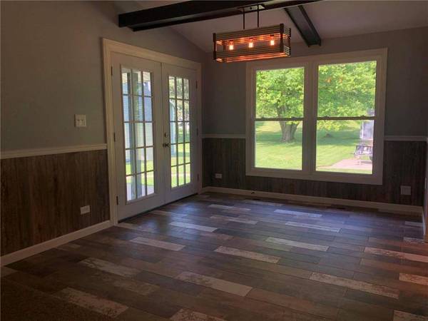 1240 N Main ST, Altura, MN 55910