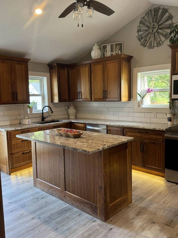 330 1st AVE NE, Oronoco, MN 55960