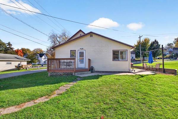 243 W 15th ST, Saint Charles, MN 55972