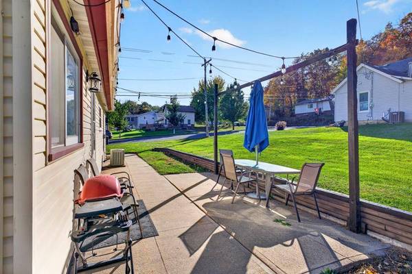 243 W 15th ST, Saint Charles, MN 55972
