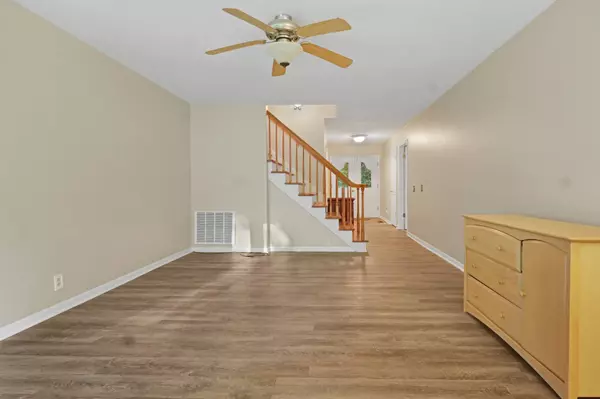 524 Indian Lake Rd, Hendersonville, TN 37075