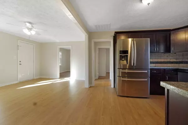 201 Moore Ave, Portland, TN 37148