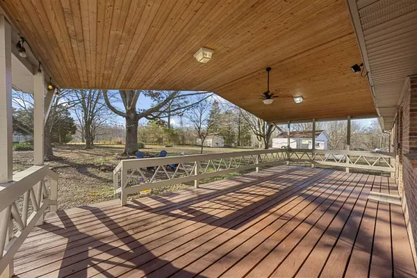 6483 Dogwood Dr, Greenbrier, TN 37073