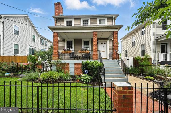 3921 22ND ST NE, Washington, DC 20018