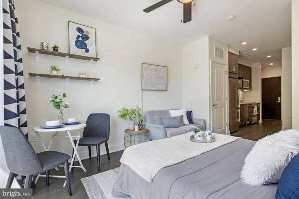 2550 17TH ST NW #302, Washington, DC 20009