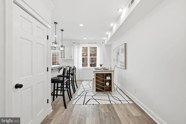216 ASCOT PL NE, Washington, DC 20002
