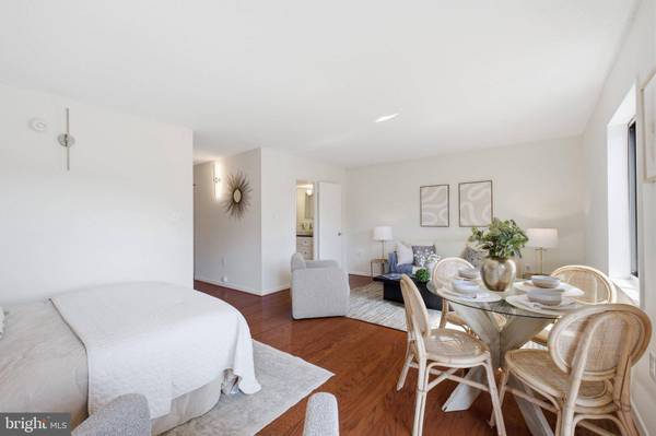 1718 P ST NW #809, Washington, DC 20036