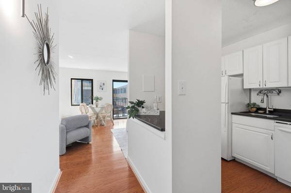 1718 P ST NW #809, Washington, DC 20036