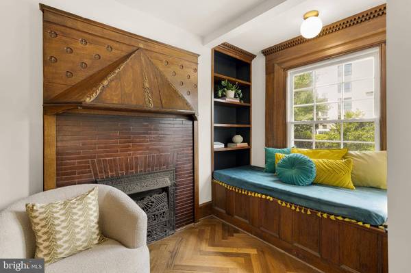 1344 GIRARD ST NW, Washington, DC 20009