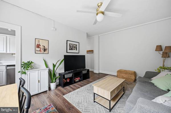 1820 CLYDESDALE PL NW #112, Washington, DC 20009