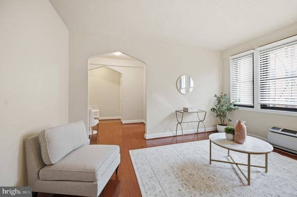 1010 25TH ST NW #109, Washington, DC 20037