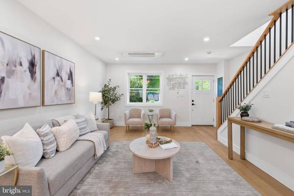 35 17TH ST SE, Washington, DC 20003