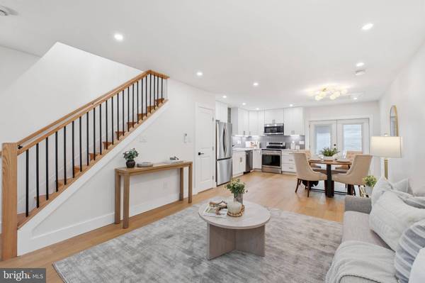 35 17TH ST SE, Washington, DC 20003