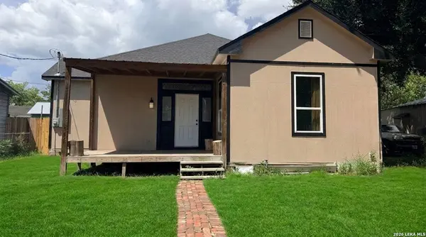 1314 HARRY ST, Victoria, TX 77901