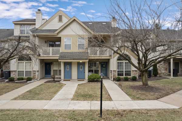 1012 Foxmeadow Dr, Royersford, PA 19468-1553