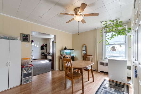 Allentown, PA 18102-5151,27 W Allen St