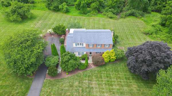 1155 Cardinal Dr, West Chester, PA 19382-7814