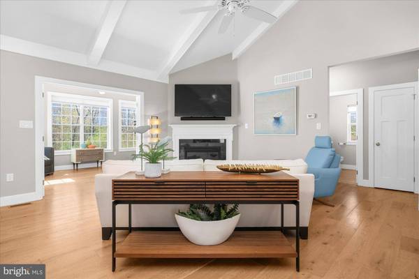 1009 E CREAMERY RD, Perkasie, PA 18944