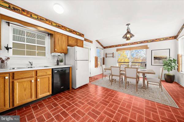 494 MOYER RD, Harleysville, PA 19438