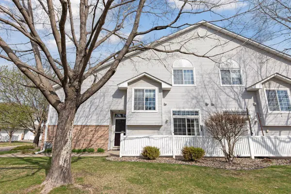 15536 Gateway PATH #144, Apple Valley, MN 55124
