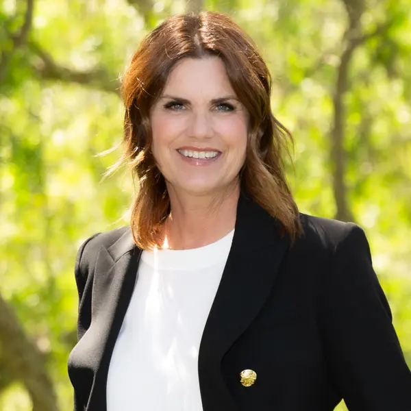 Tina Horgan Realtor Kastell Real Estate Group
